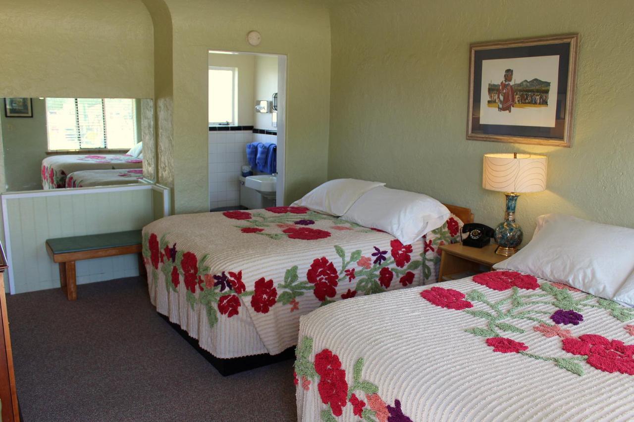 Blue Swallow Motel Тукумкері Екстер'єр фото